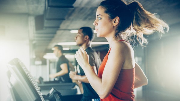 What’s the Best Exercise to Lose Weight: Cardio or Lifting Weights?