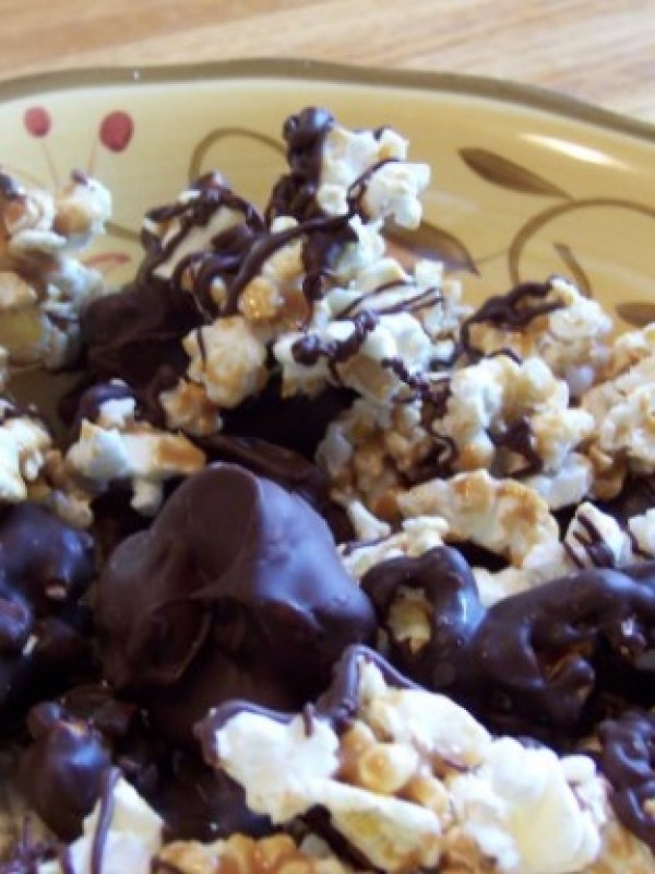 Chocolate Covered Popcorn (Boy Scouts Copycat) Caramel Corn