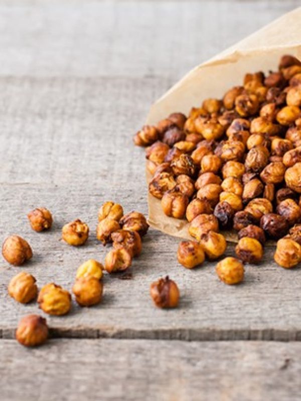 Pumpkin Spice Roasted Chickpeas